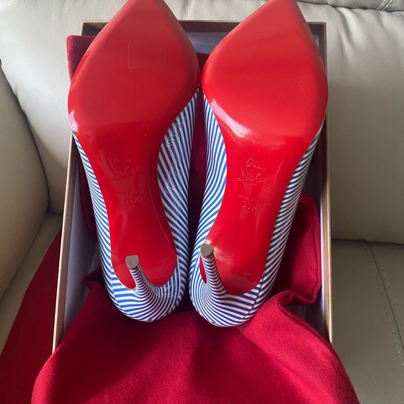 Louboutin shoes - Picture 2 of 4